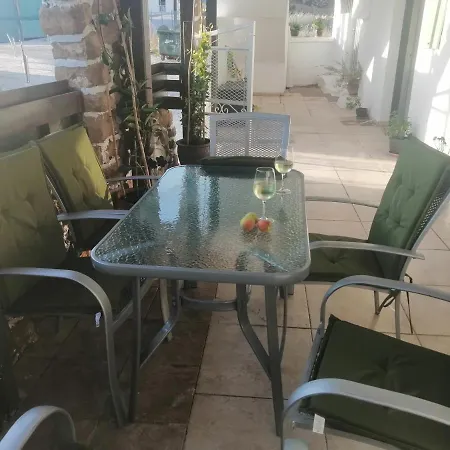 Casa vacanze Holiday In The Heart Of Kato Paphos